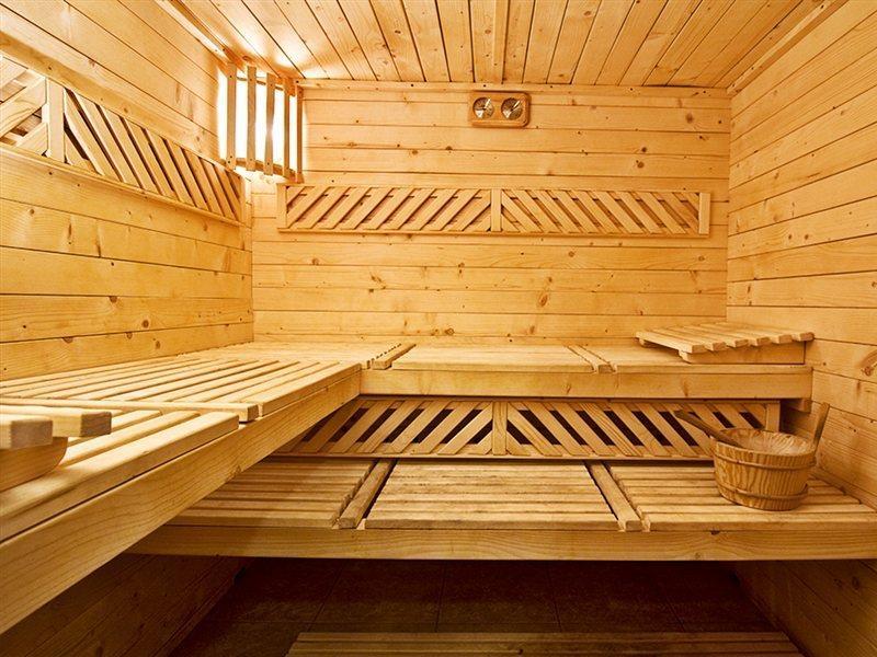 Hotel Bulevard Prestige Слатина Екстериор снимка