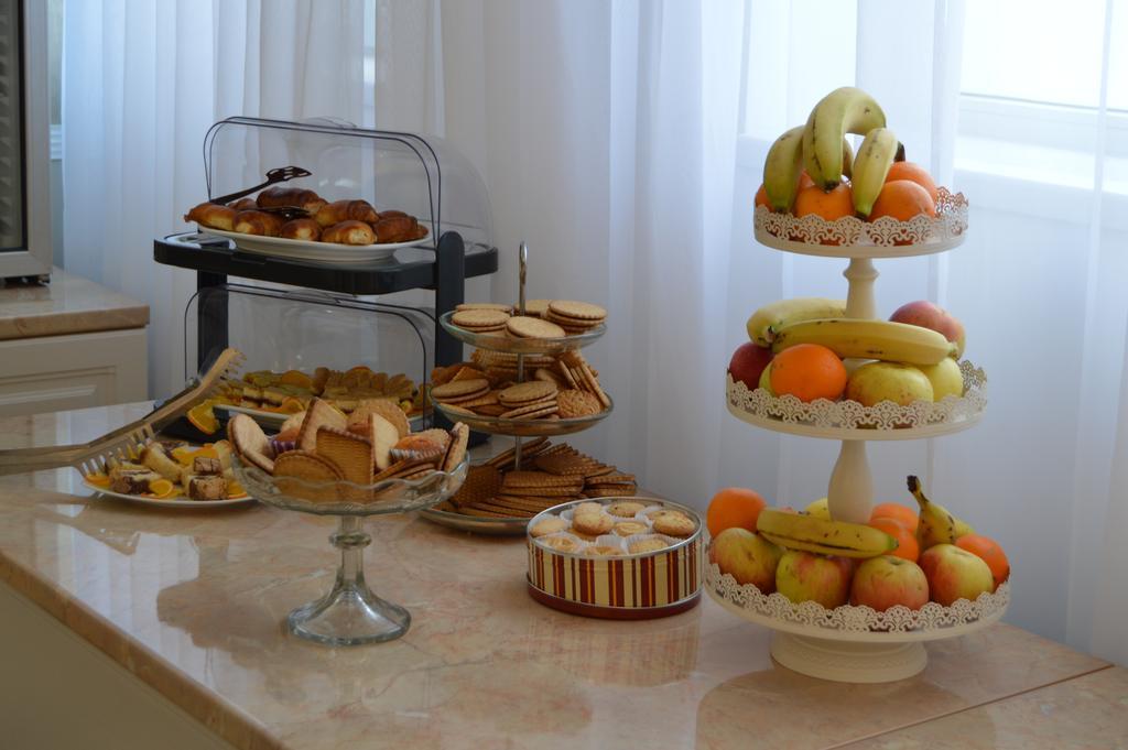 Hotel Bulevard Prestige Слатина Екстериор снимка