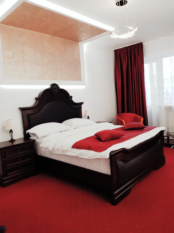 Hotel Bulevard Prestige Слатина Екстериор снимка