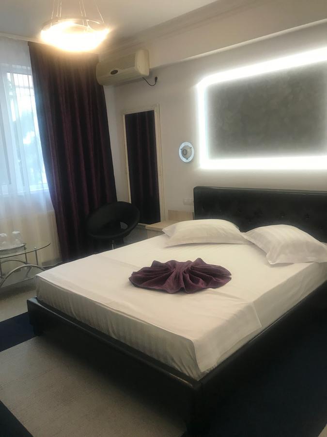Hotel Bulevard Prestige Слатина Екстериор снимка
